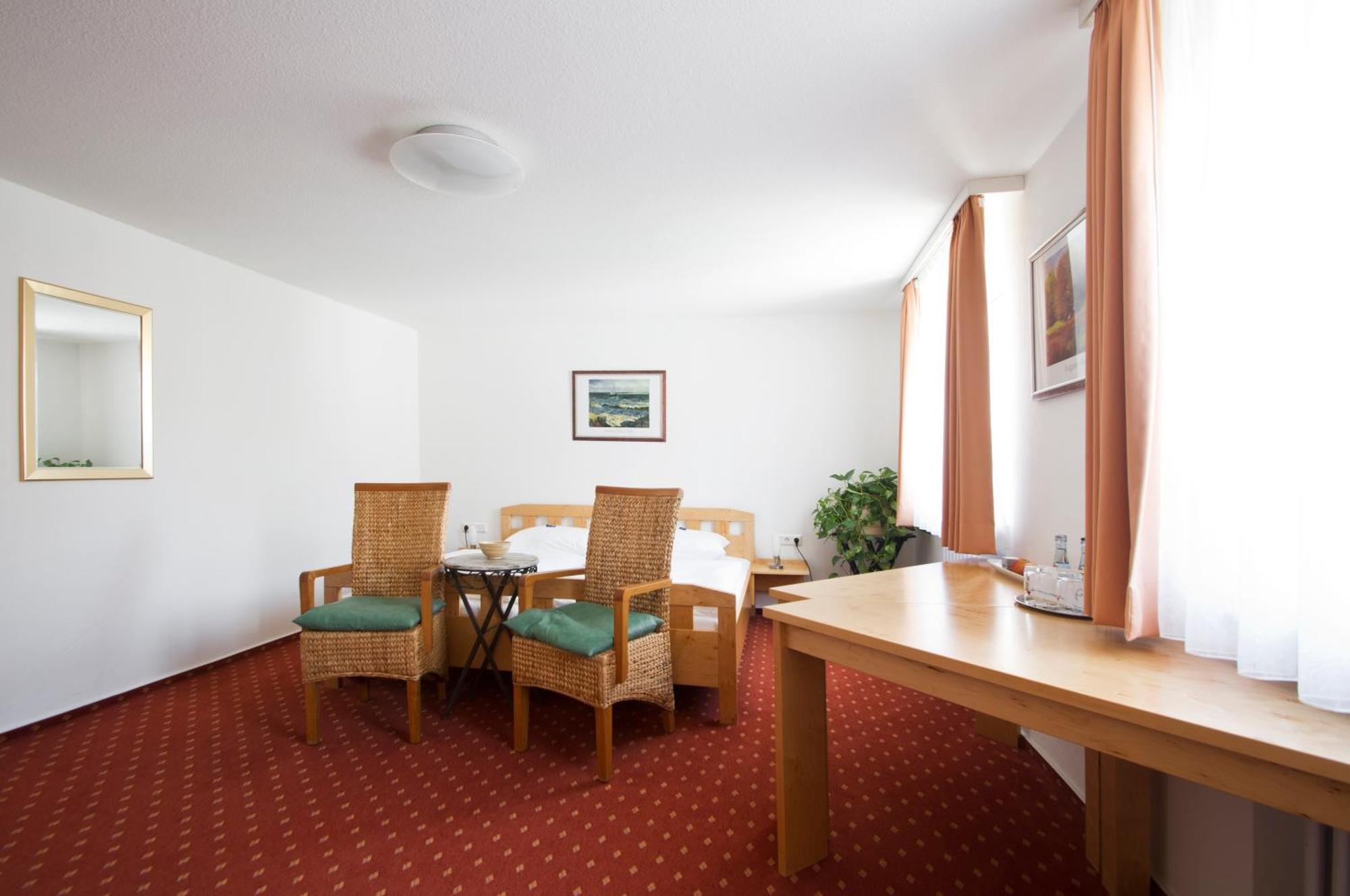 Landgasthof Lamm Άαλεν Εξωτερικό φωτογραφία